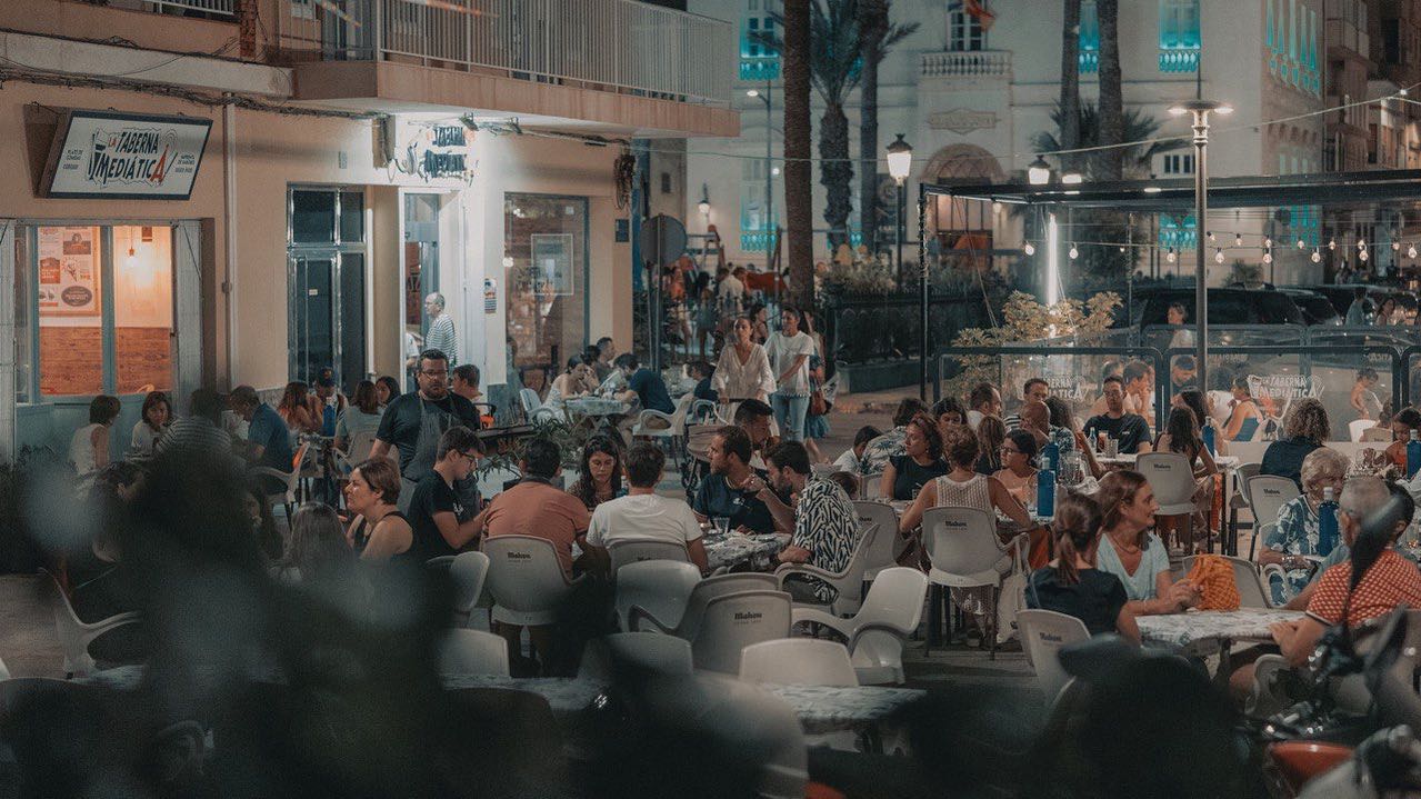 Terraza - Taberna Mediática